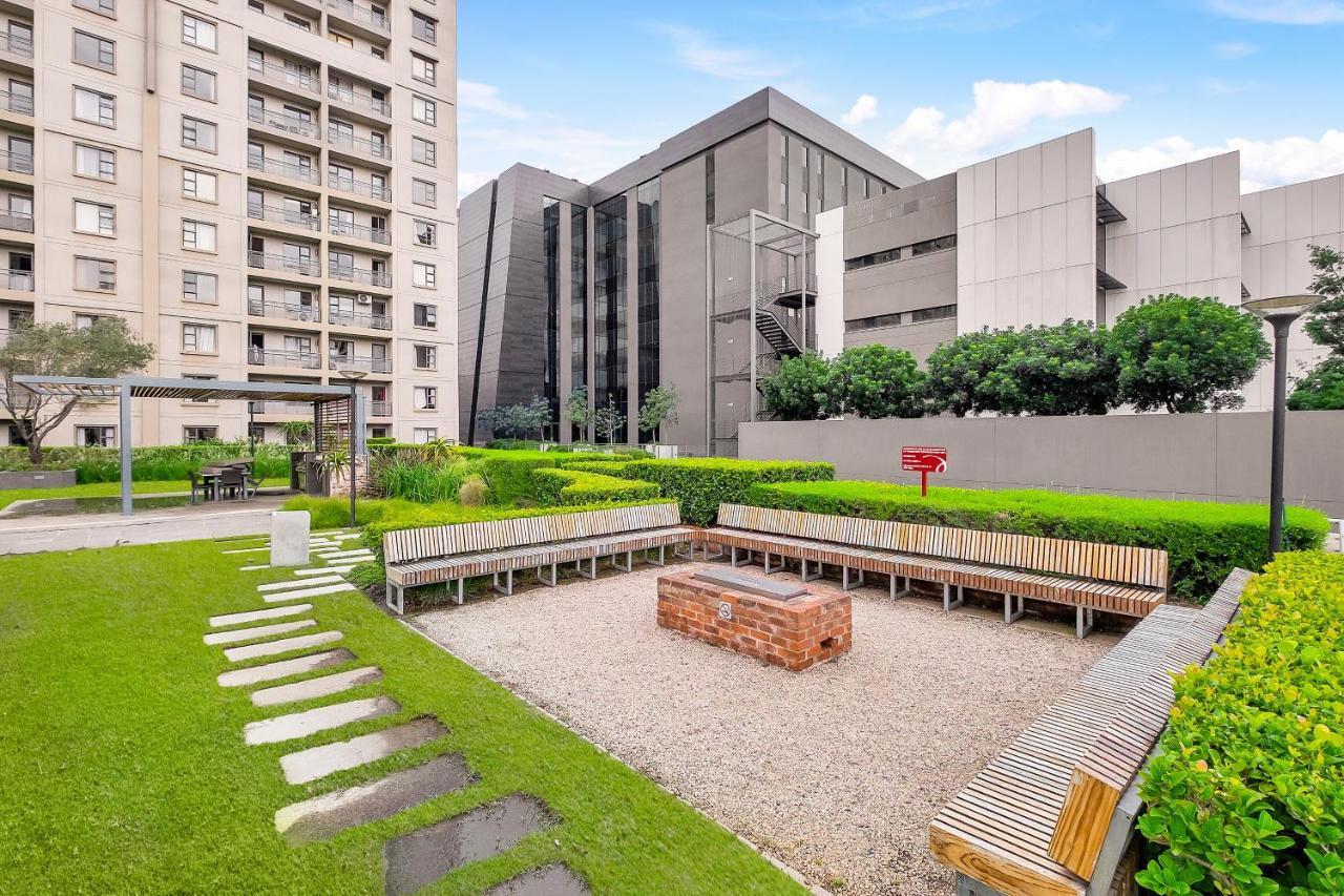 2 Bedroom 2 Bath Luxury - Sandton Cbd Johannesburg Exteriér fotografie